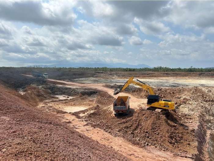 10 - https://owenbackhoe.com | โอเว่น แบคโฮ บริการให้เช่ารถแมคโคร PC30-200, รถหกล้อ, สิบล้อ ครบวงจรในระยอง จันทบุรี ชลบุรี และภาคตะวันออก สำหรับงานขุดเจาะ รื้อถอน ถมดิน เคลียร์ริ่งพื้นที่ โดยทีมงานมืออาชีพ