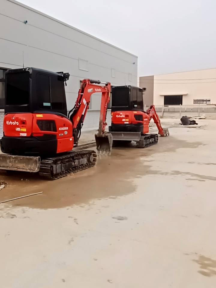 14 - https://owenbackhoe.com | โอเว่น แบคโฮ บริการให้เช่ารถแมคโคร PC30-200, รถหกล้อ, สิบล้อ ครบวงจรในระยอง จันทบุรี ชลบุรี และภาคตะวันออก สำหรับงานขุดเจาะ รื้อถอน ถมดิน เคลียร์ริ่งพื้นที่ โดยทีมงานมืออาชีพ